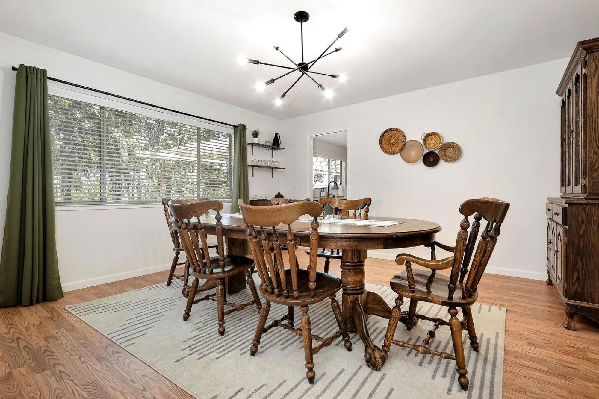 In The Pines - Apple Hill - Dog Friendly - Snow Nearby Holiday home