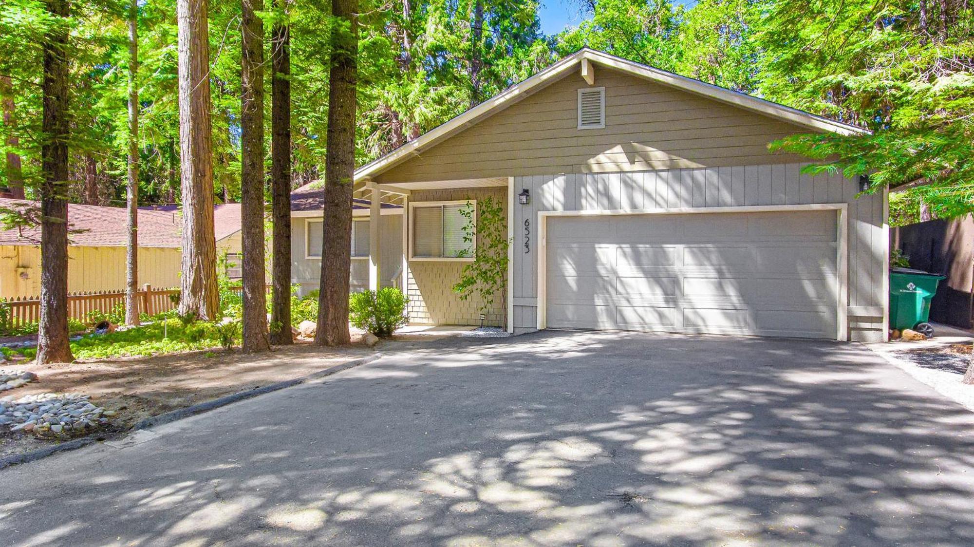 In The Pines - Apple Hill - Dog Friendly - Snow Nearby Holiday home Pollock Pines